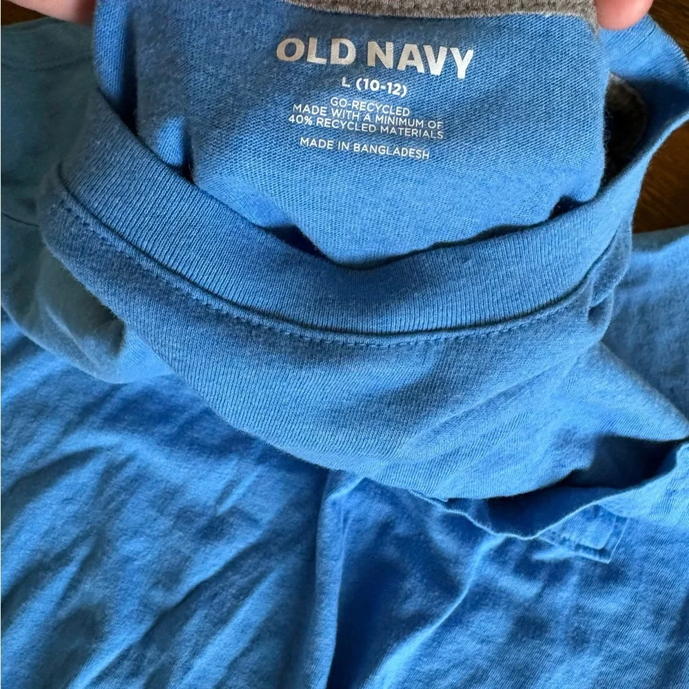 Old navy blue short sleeve tee shirt
